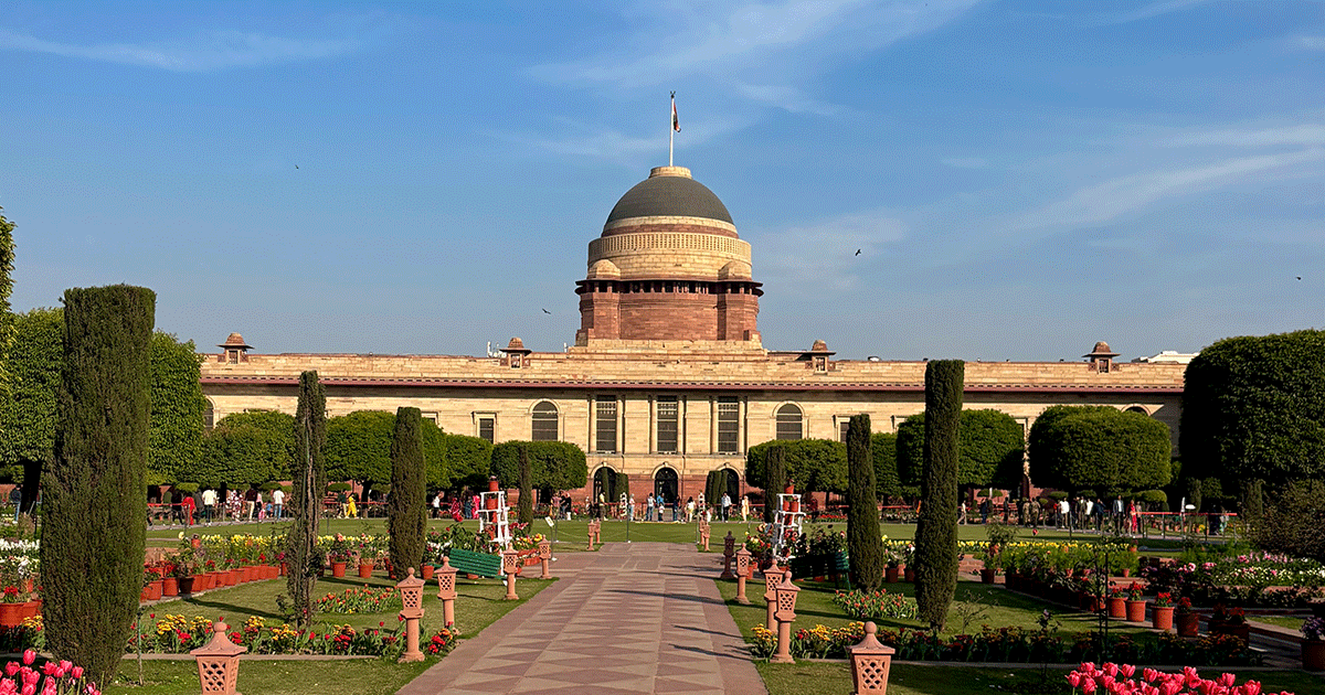 Amrit Udyan garden at Rashtrapati Bhavan Delhi